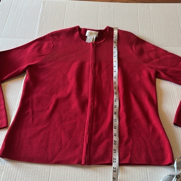 Talbots-M petite-red-rib detail,long sleeve, full zip,crewneck,cardigan sweater. - Picture 12 of 13
